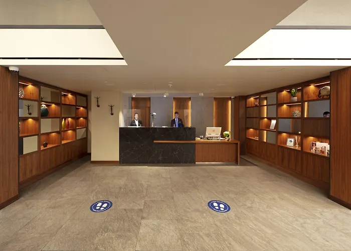 Tower Suites By Blue Orchid